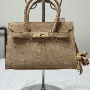 Elegant Gold Women's Handbag